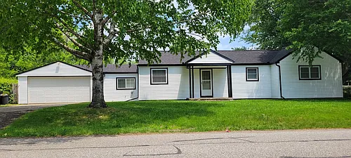 24065 Murray St Photo 1