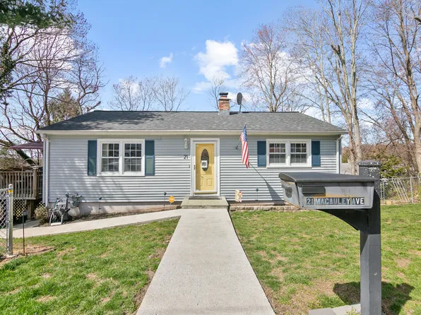 21 Macauley Avenue, Waterbury, CT 06705