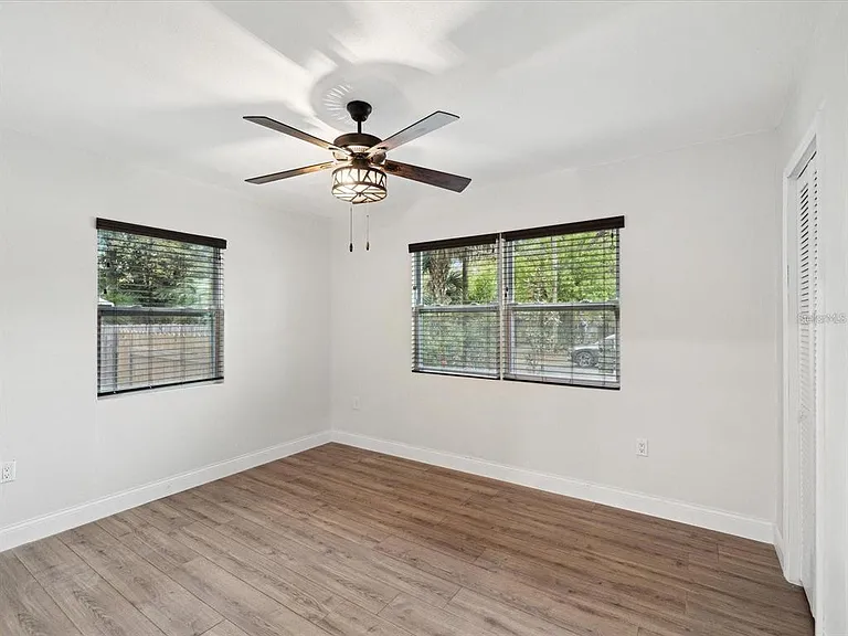 1008 E Norfolk St — Photo 29