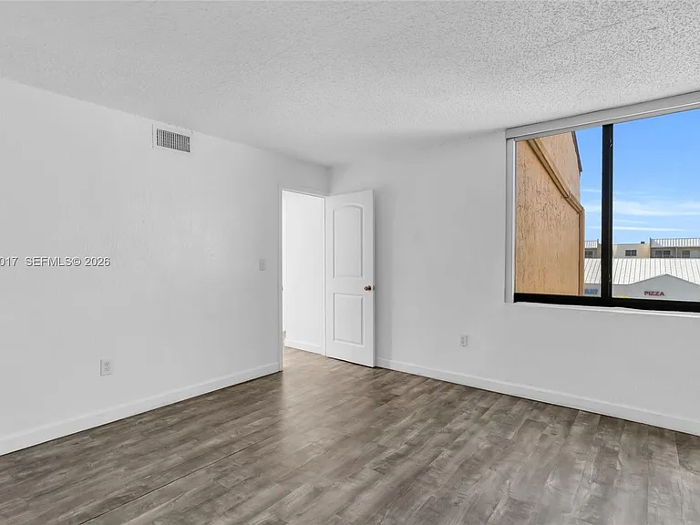 10400 SW 108th Ave #A413 — Photo 15