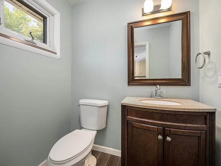 4790 Belzair Dr — Photo 13