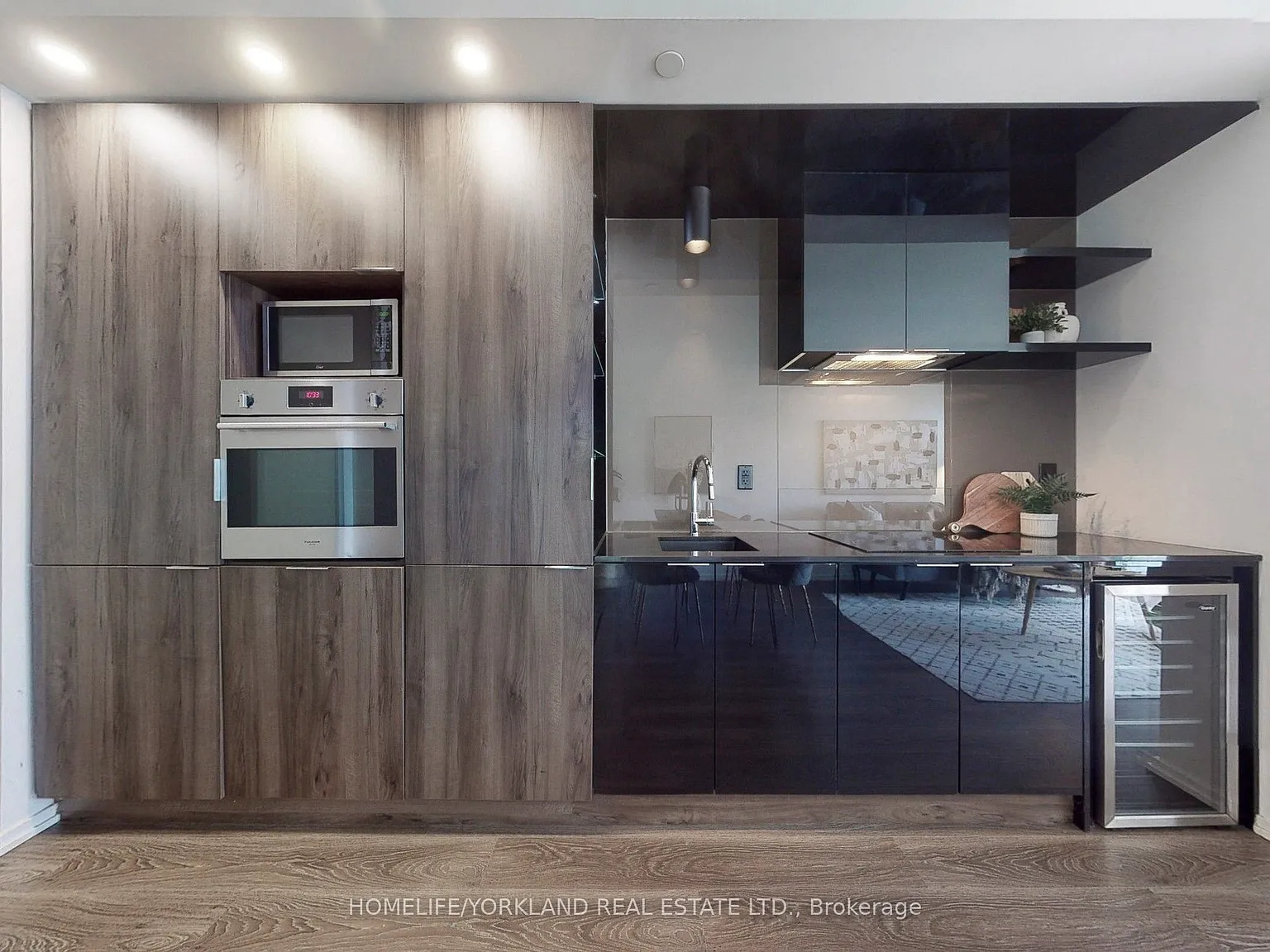 3 bed, $3,000 — Photo 3