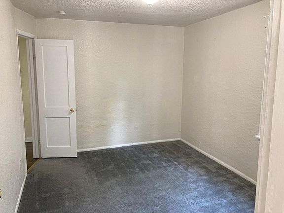 4th image of 3611 Roy Ave