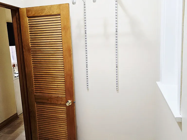 919 N Leavitt St #1F — Photo 15