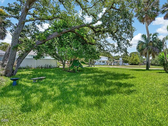 47th image of 27 Ormond Shores Dr