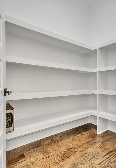 3715 Fairview Dr — Photo 11