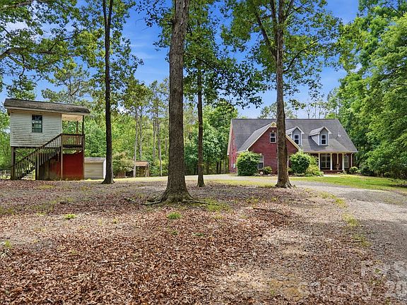 2nd image of 2811 Belk Mill Rd