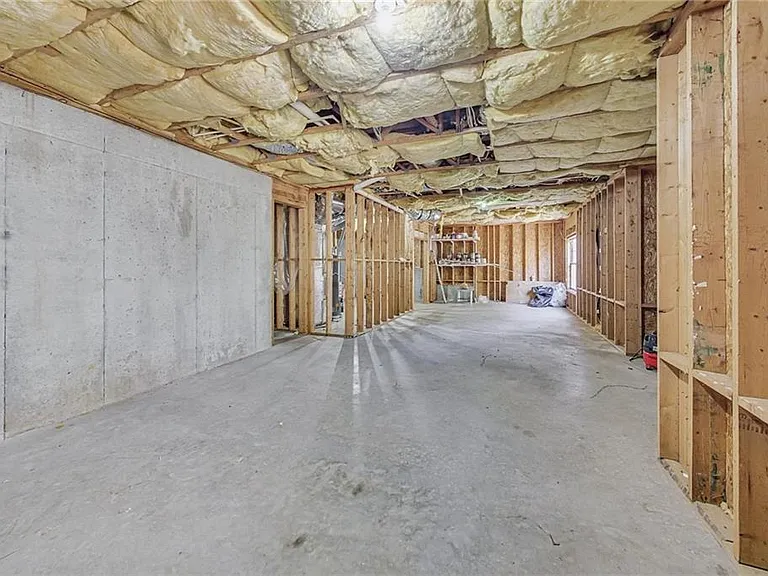 326 Canterbury Place Dr — Photo 23