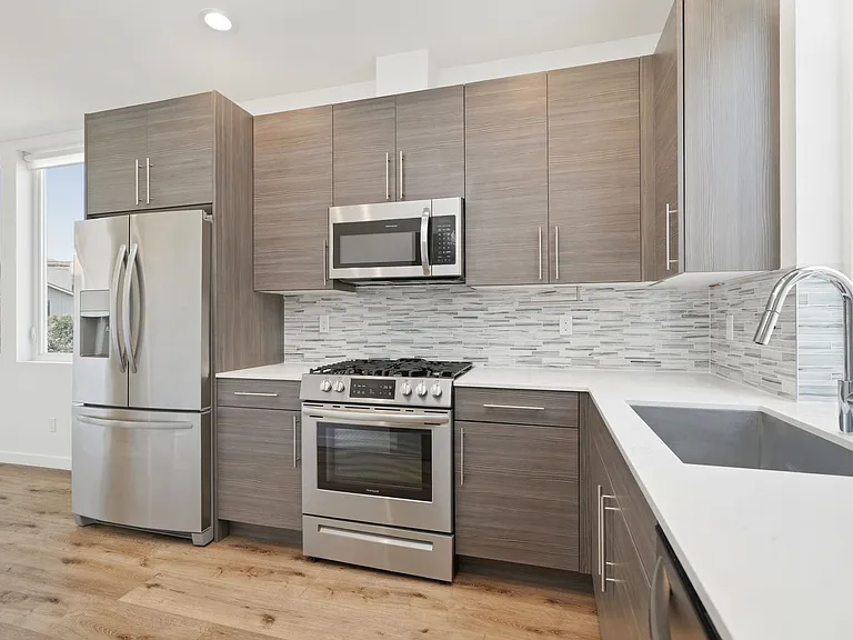 8823 9th Ave SW #A — Photo 2