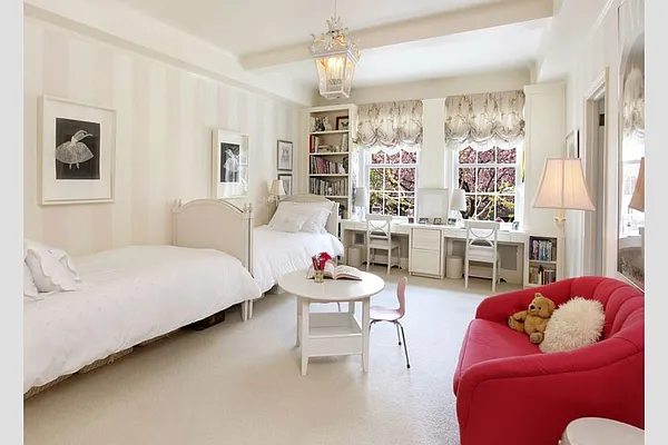 Sold by Stribling | media 10