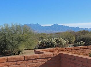 905 W Rio Altar, Green Valley, AZ 85614