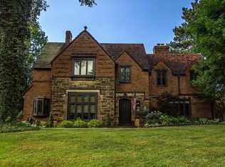 20975 Claythorne Rd, Shaker Hts, OH 44122