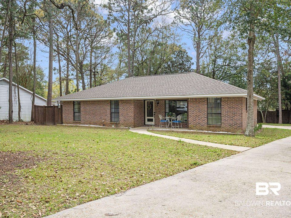 1st image of 110 Leigh Cir
