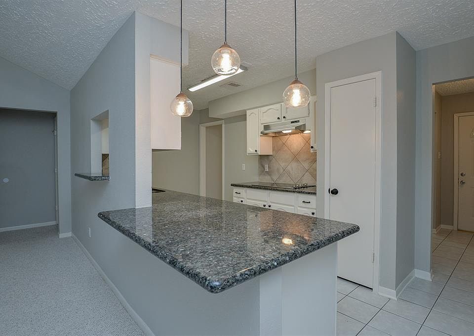 1st image of 22815 Capitol Landing Ln