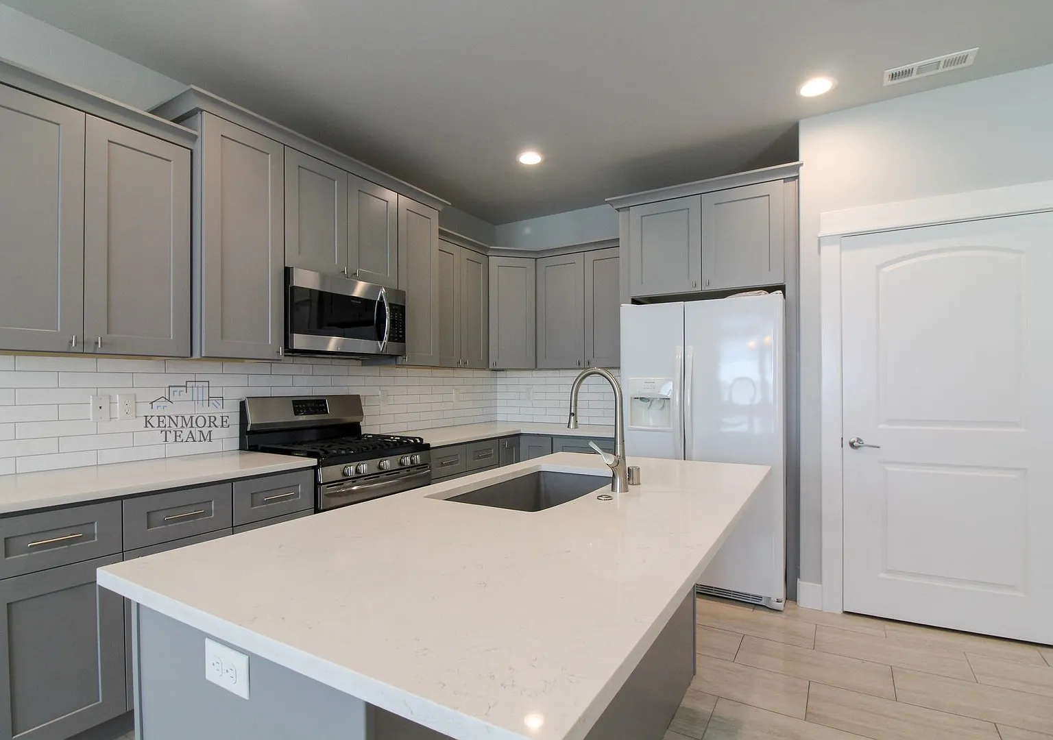 3 Bedroom, 2 Bath Townhome in West Pasco — Photo 3