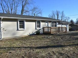 281 N Moreau Ave, Tipton, MO 65081