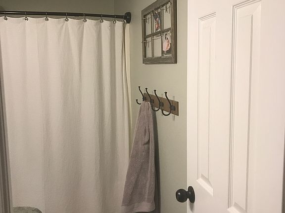 4th image of 818 Kitner Ave