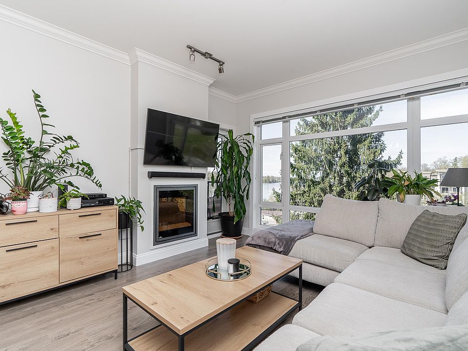 1st image of 11566 224th St #309