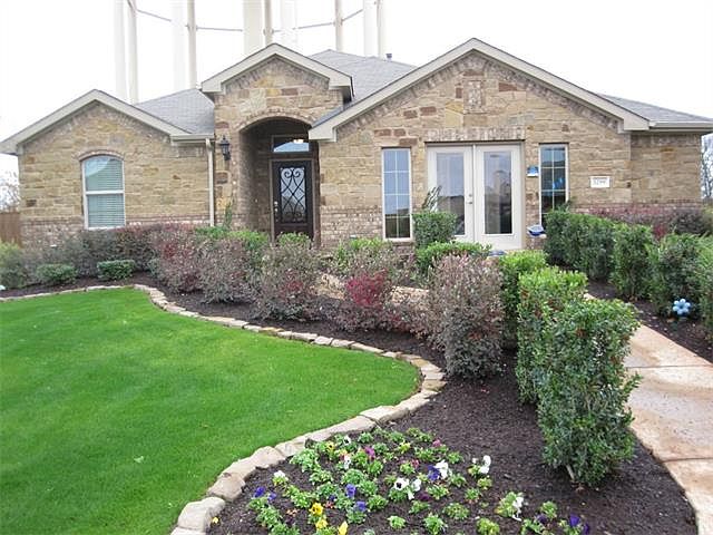 1st image of 1299 Woodlands Dr