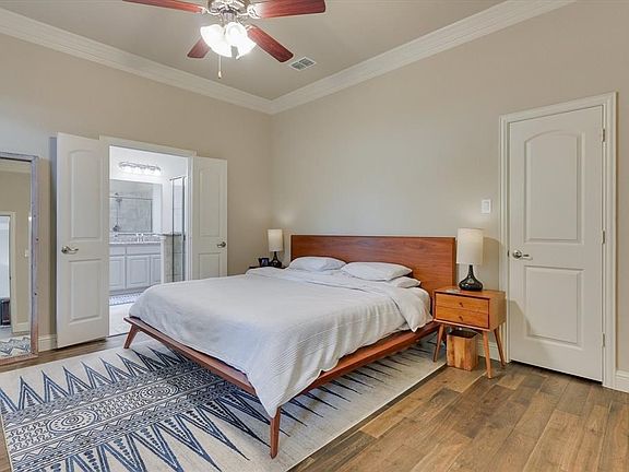 2nd image of 700 Brookstone Ct
