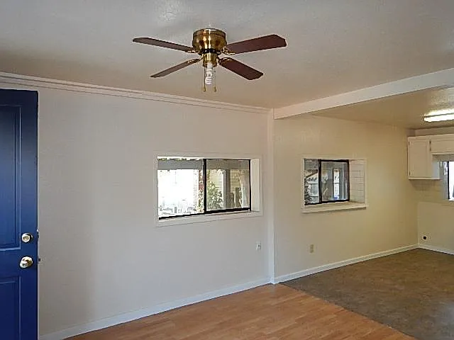 2428 E Grand Ave #4 — Photo 8