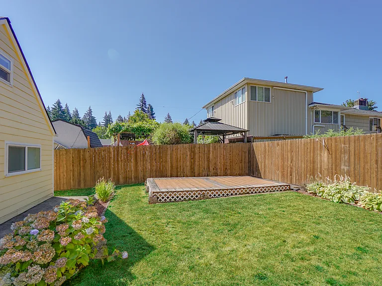 1917 NE Birch St — Photo 20