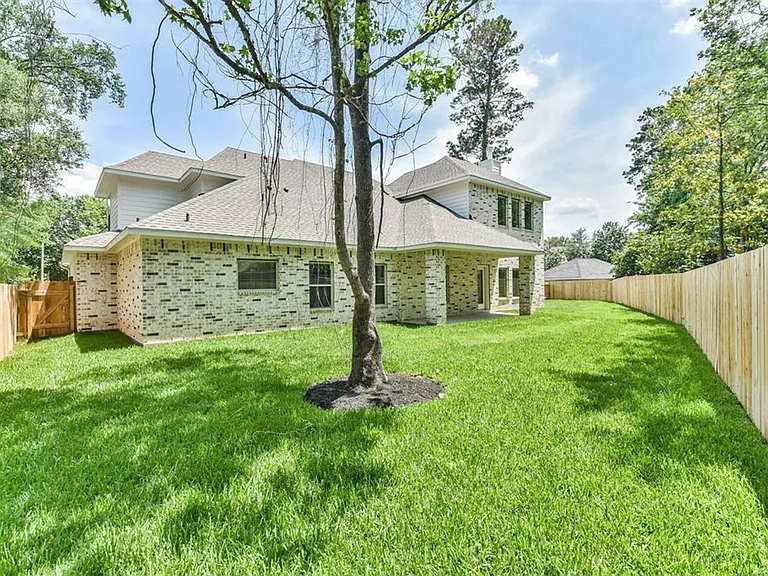 118 Prairie Dawn Cir — Photo 2