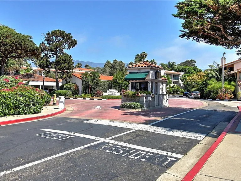 438 Por La Mar Cir — Photo 37