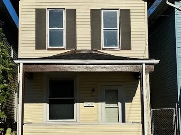 513 7th Ave, New Brighton, PA 15066