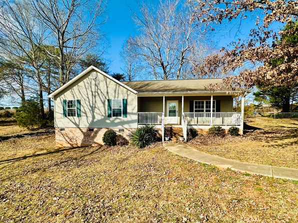 113 Golden Springs Ln