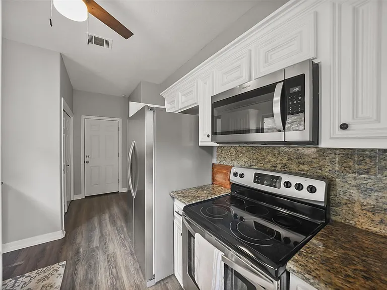 11307 Alcott Dr — Photo 8