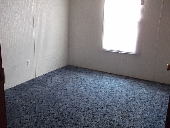 4th image of 313 Tatelyn Dr