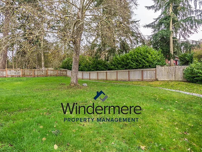 2268 Hastie Lake Rd — Photo 25
