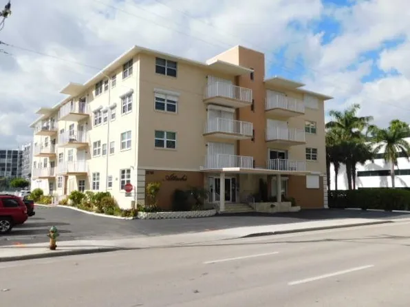 2710 S Ocean Drive #205, Hollywood, FL 33019