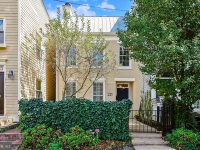 221 N West St, Alexandria, VA, 22314