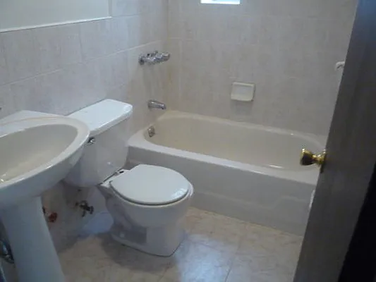 Rented by Picture Realty Inc. | media 28