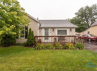 1421 Maumee St, Holland, OH