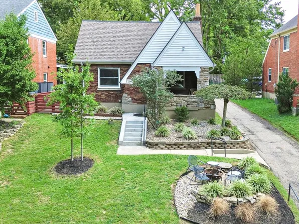 6216 Rogers Park Pl, Cincinnati, OH 45213