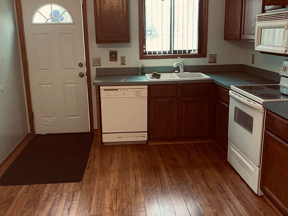 2nd image of 3504 Burchfield Dr