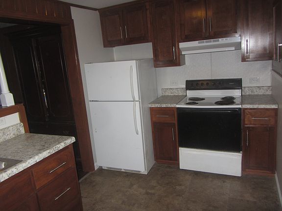 3rd image of 15091 Fort Campbell Blvd APT 08