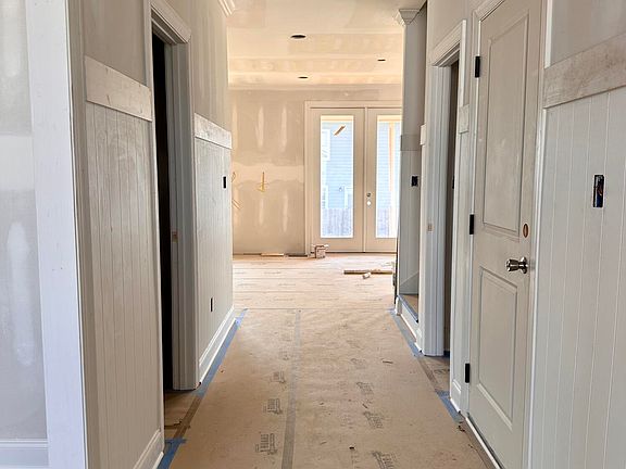 4th image of 526 Prema Dr #102