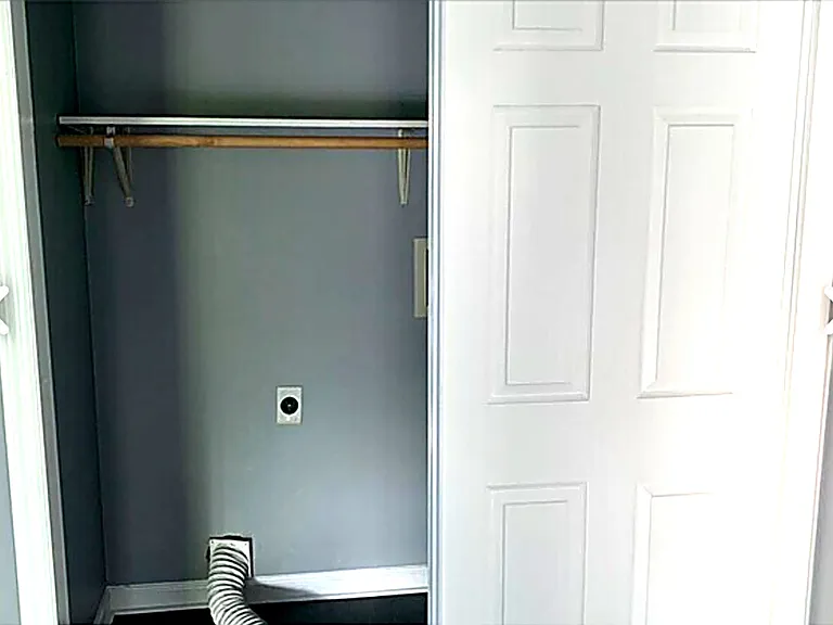 1104 Penrose Dr #3 — Photo 10