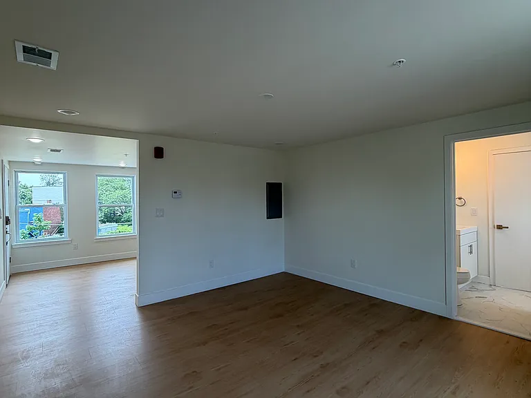4212 Lancaster Ave #302 — Photo 24