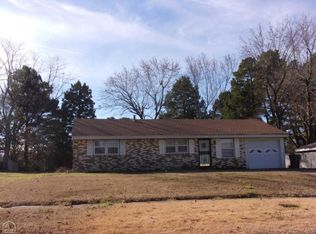 739 Crest Dr, Jonesboro, AR 72401