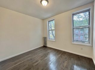 1726 Grove St #2B, Ridgewood, NY 11385