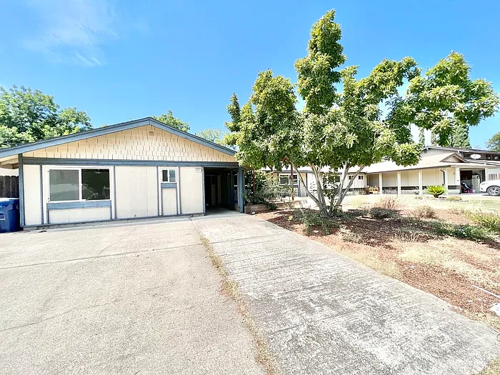 2912 Calle Del Sol Way photo 1