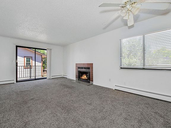 2nd image of 6702 Dublin Loop W APT D