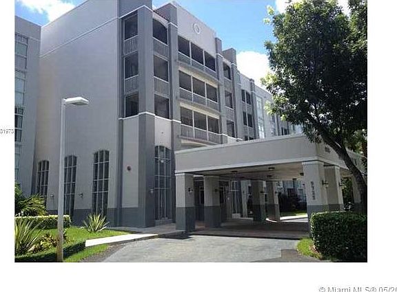 3rd image of 9725 NW 52nd St APT 313