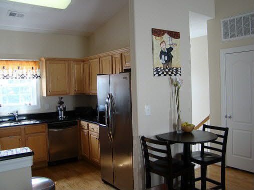 2nd image of 4837 Lauderdale Ave
