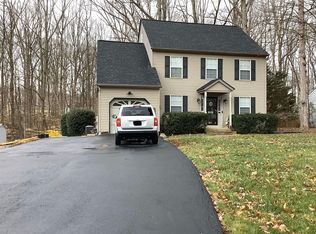 6410 Royal Oaks Dr, Fredericksburg, VA 22407